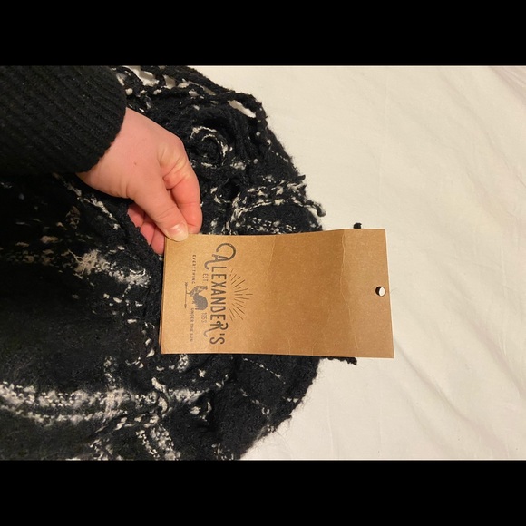 Super soft infinity scarf - Picture 2 of 4